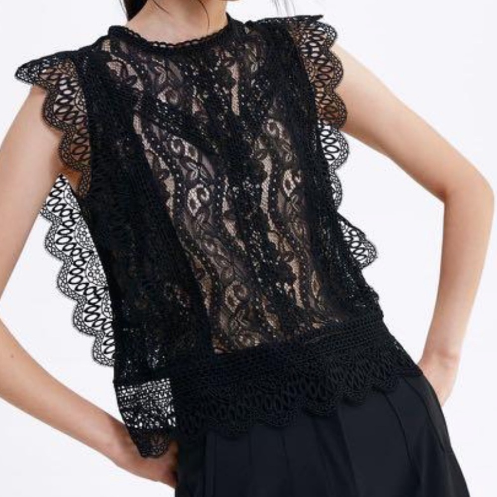 Zara Black Lace Crochet Knit Sheer Top Shirt Women’s Size XS Back Zipper Closure